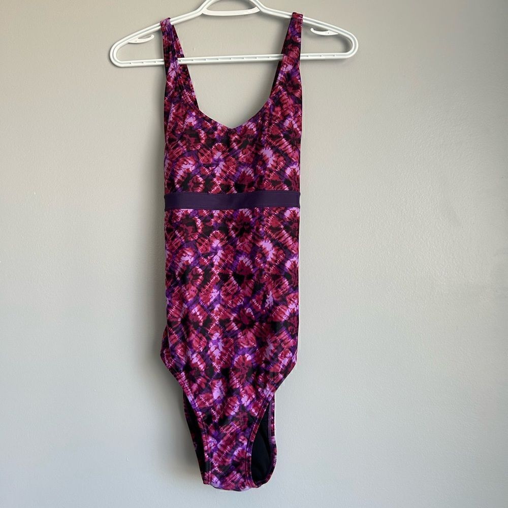 Speedo Geometric Pattern Cross Back One Piece Bodysuit - Picture 2 of 8
